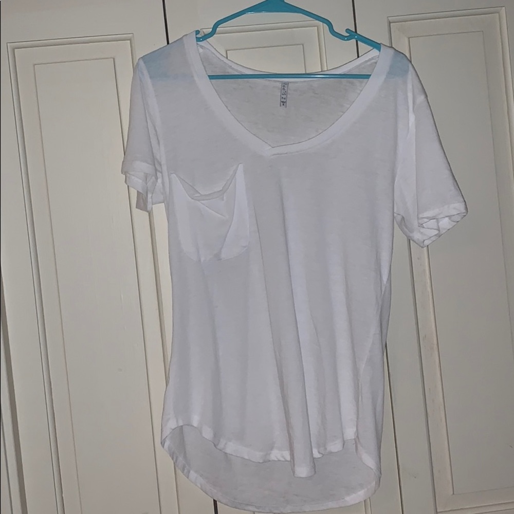 White basic z supply shirt
